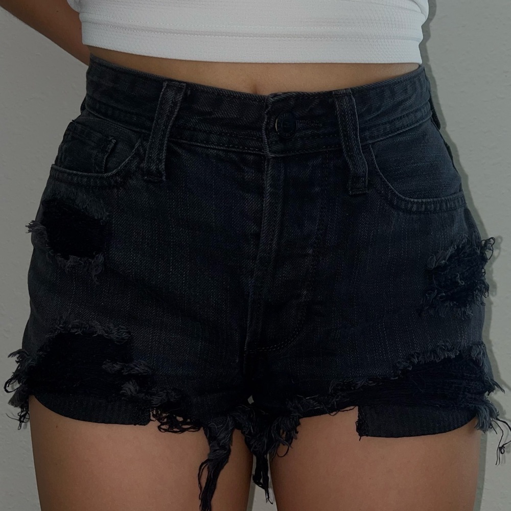 Hollister High Rise Mom Short